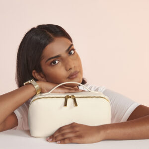 Boutique open flat accessory case