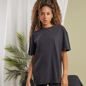 Women's oversized acid wash tee