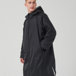 All-weather robe