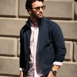 Cambridge  fashionable trainer   