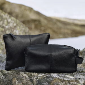 NuHide washbag