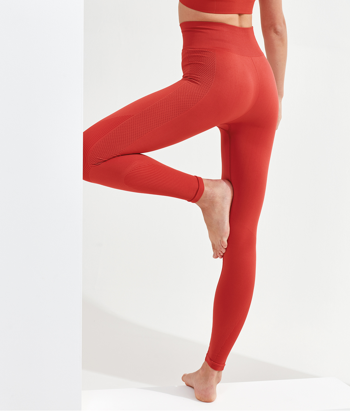 Women's TriDri seamless '3D fit' multi-sport sculpt solid colour leggings