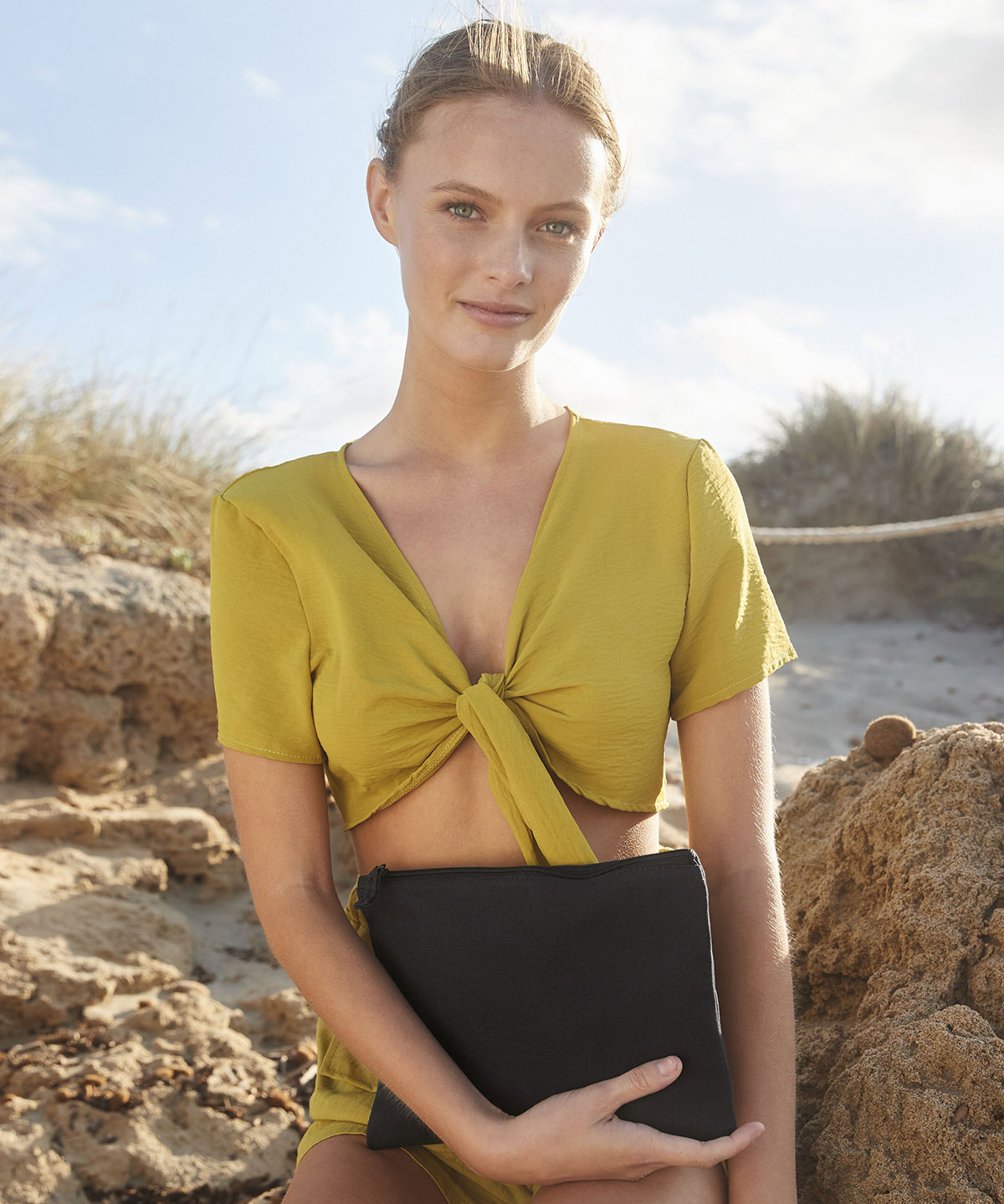 EarthAware organic accessory pouch